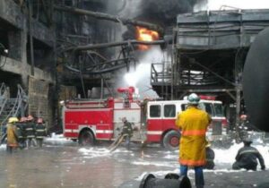 GE Bomberos Voluntarios de Ensenada En accion 300x210